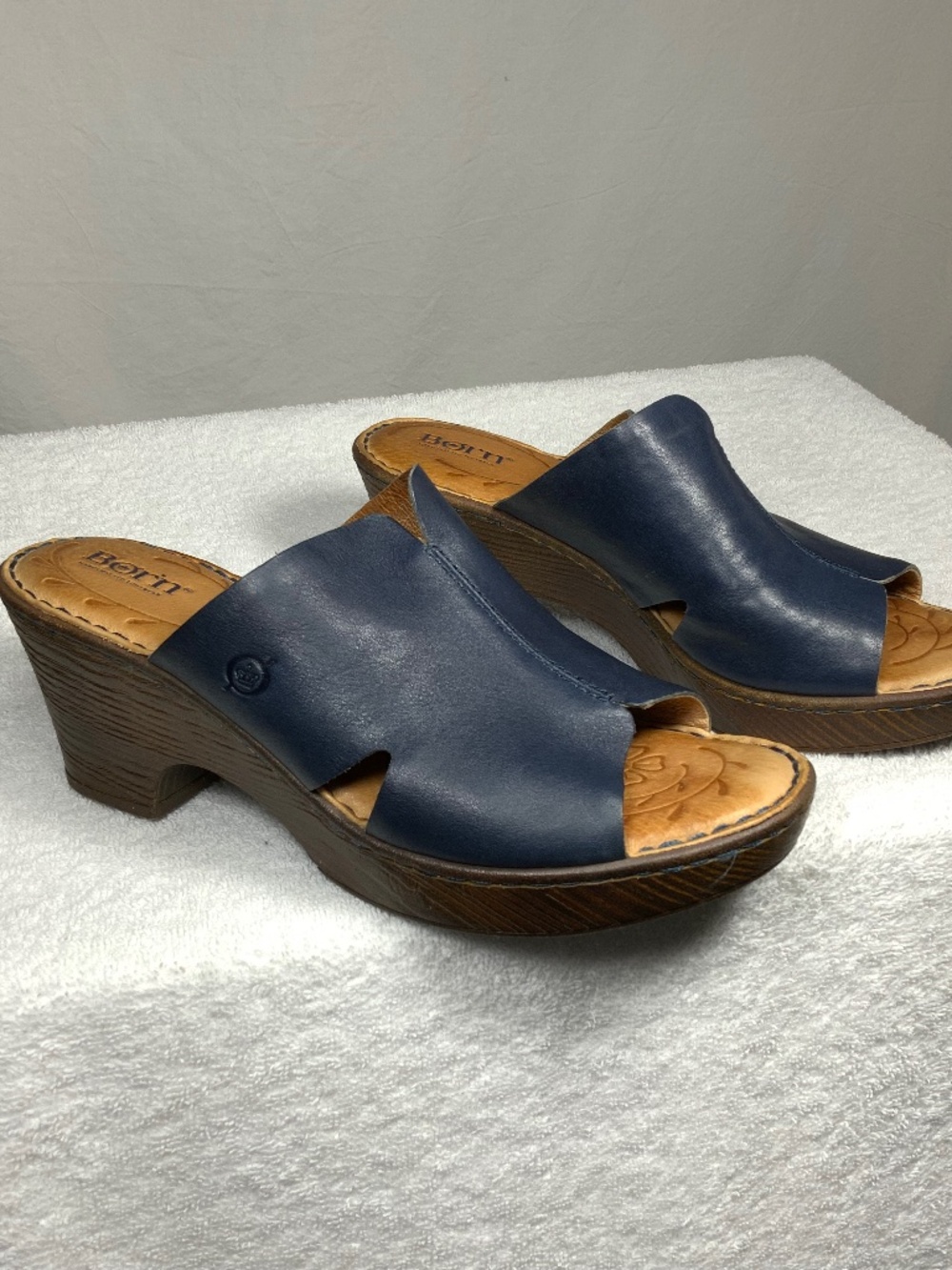 Born Navy Blue Heeled Sandals - Size 9